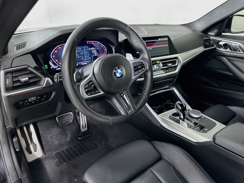 Used 2022 BMW 430i Coupe w/ M Sport Package RWD image 9