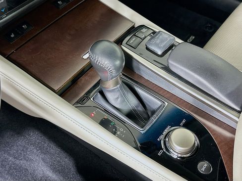 Used 2013 Lexus GS 350 AWD w/ Premium Pkg image 25
