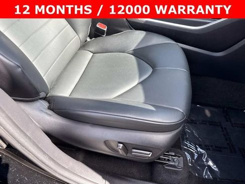 Used 2023 Toyota Highlander XLE AWD/4WD image 10
