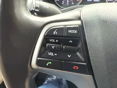 Used 2017 Hyundai Elantra Value Edition image 12