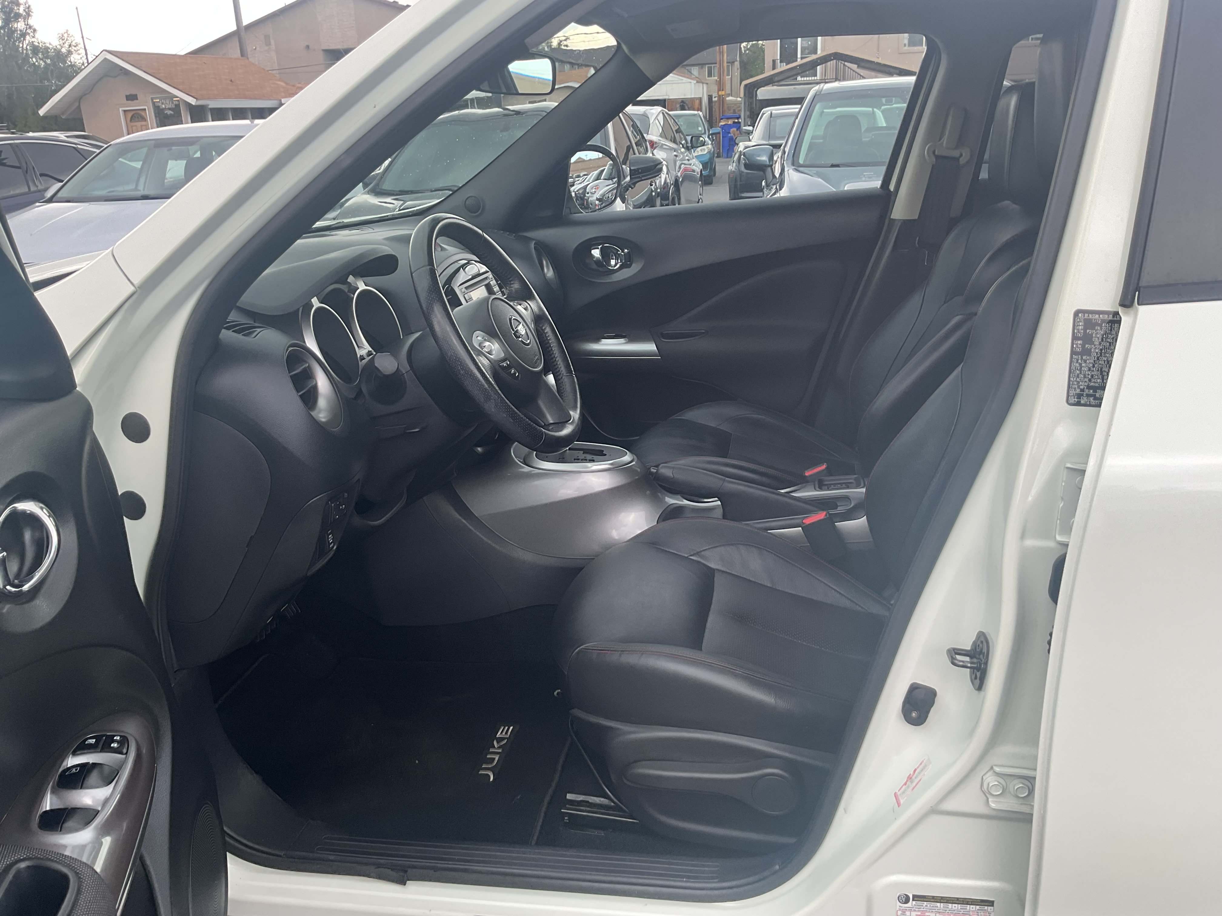 Used 2012 Nissan Juke SL AWD/4WD image 17
