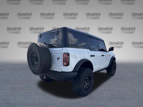Used 2024 Ford Bronco Badlands image 19