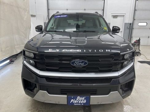 New 2025 Ford Expedition Max Platinum w/ Driver's Package image 2