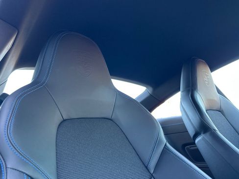 Certified 2022 Porsche 911 GT3 RWD image 18