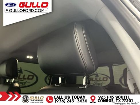 Used 2025 Ford F250 Lariat w/ Lariat Ultimate Package AWD/4WD image 17
