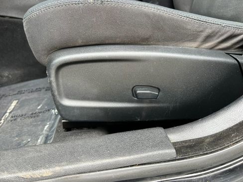Used 2012 Dodge Charger SE RWD image 18