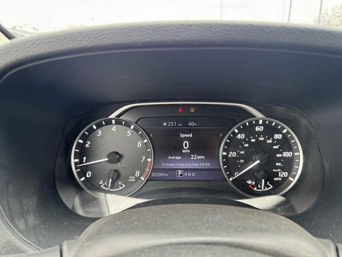 Used 2022 Nissan Frontier S image 11