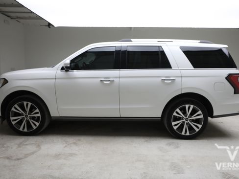 Used 2021 Ford Expedition Limited AWD/4WD image 2