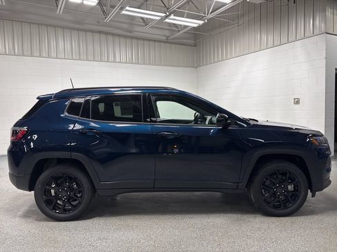 New 2026 Jeep Compass Latitude AWD/4WD image 8