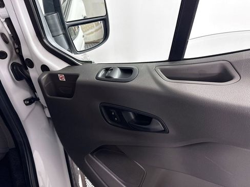 Used 2020 Ford Transit 350 XL image 34