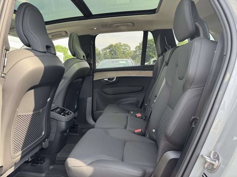 Certified 2026 Volvo XC90 B6 Plus w/ Protection Package Premier AWD/4WD image 9