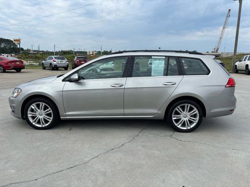 Used 2015 Volkswagen Golf TDI SE FWD image 7