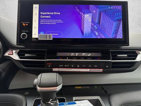 New 2026 Toyota Sienna XLE image 16