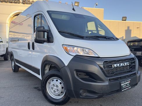 Used 2023 RAM ProMaster 2500 image 1