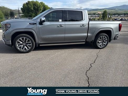 Used 2024 GMC Sierra 1500 Denali w/ Denali Reserve Package AWD/4WD image 3
