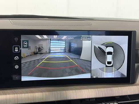 Used 2025 Hyundai Sonata Limited image 22