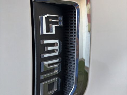 Used 2017 Ford F350 XL w/ Power Equipment Group image 38