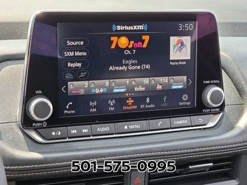 Used 2025 Nissan Rogue SV w/ SV Premium Package FWD image 25