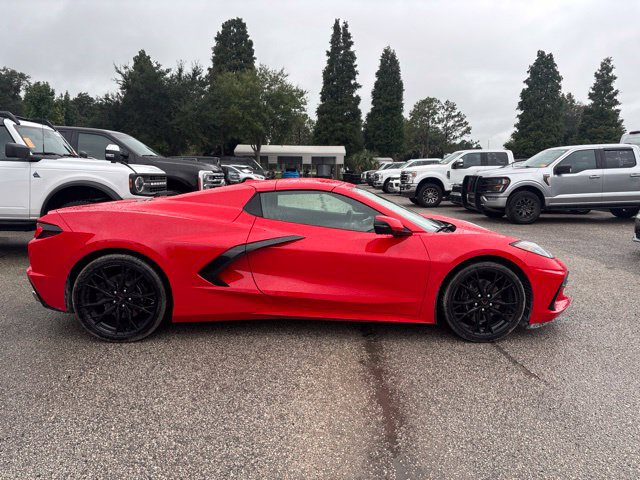 Used 2025 Chevrolet Corvette Stingray Convertible w/ 1LT RWD image 4