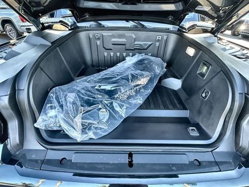 New 2025 GMC Hummer EV 2X image 31