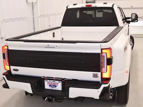 New 2026 Ford F450 Platinum w/ FX4 Off-Road Package AWD/4WD image 43