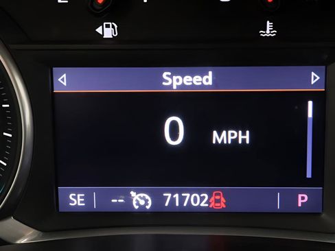 Used 2022 Chevrolet Equinox Premier image 13