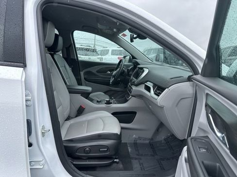 Used 2023 GMC Terrain SLT w/ Tech Package AWD/4WD image 12