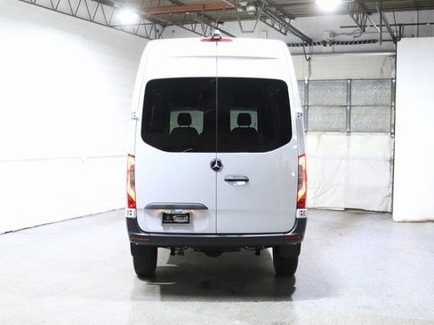 Used 2025 Mercedes-Benz Sprinter 2500 image 7
