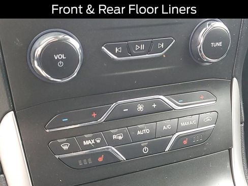 Used 2020 Ford Edge SEL w/ Convenience Package image 17