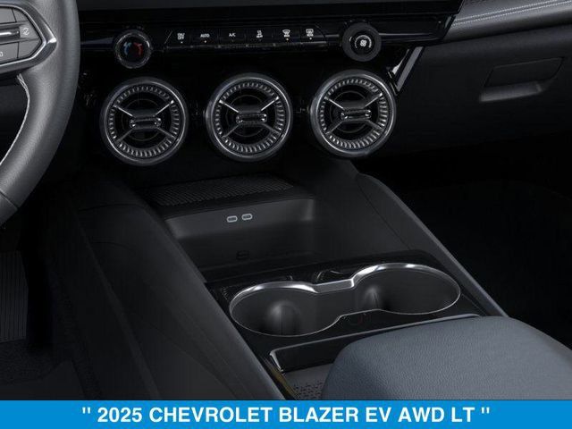 New 2025 Chevrolet Blazer EV LT AWD/4WD image 23