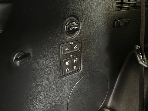 Used 2021 Hyundai Palisade SEL w/ Premium Package image 17