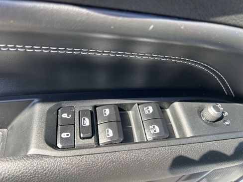 Used 2023 Jeep Compass High Altitude w/ Driver Assist Group I AWD/4WD image 23