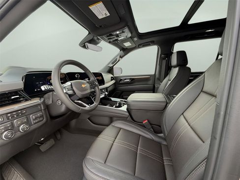 New 2025 Chevrolet Tahoe High Country image 11
