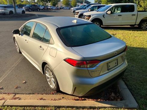 Used 2023 Toyota Corolla LE w/ LE Convenience Package FWD image 29