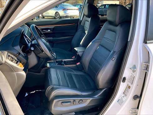 Used 2022 Honda CR-V Touring image 7