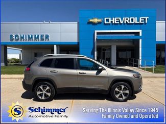 Used 2019 Jeep Cherokee Limited AWD/4WD video 1