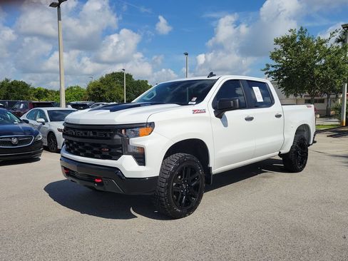 Used 2024 Chevrolet Silverado 1500 Custom Trail Boss AWD/4WD image 32