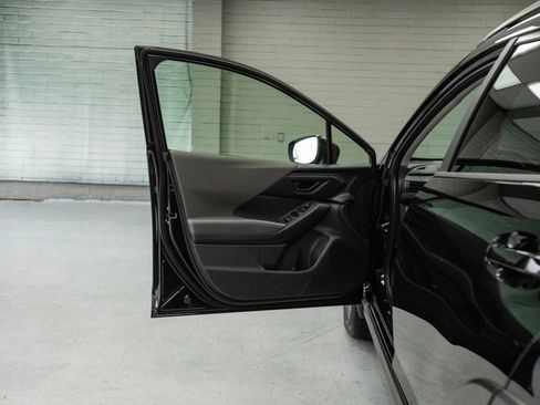 Used 2024 Subaru Crosstrek 2.0i Premium image 25