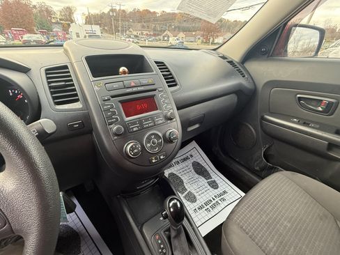 Used 2013 Kia Soul image 17