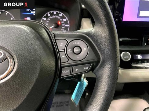 Certified 2025 Toyota Corolla LE FWD image 25