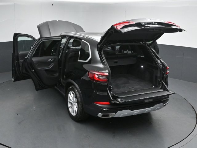 Used 2023 BMW X5 xDrive40i w/ Premium Package AWD/4WD image 58