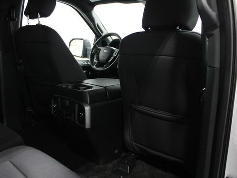 Used 2020 Ford F150 XLT w/ Equipment Group 302A Luxury AWD/4WD image 20