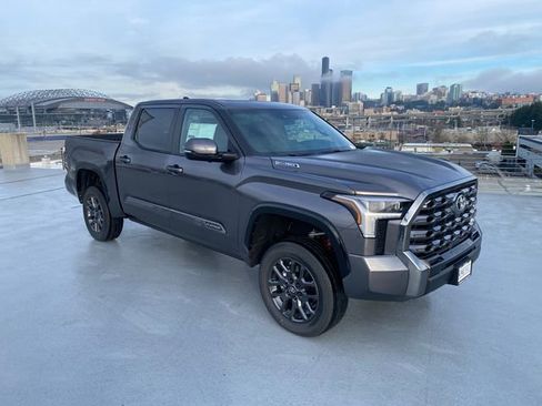 New 2025 Toyota Tundra Platinum image 26