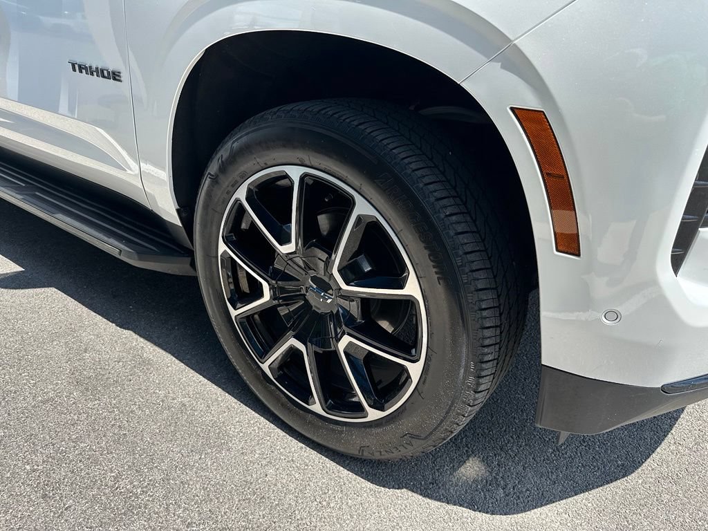 Used 2025 Chevrolet Tahoe RST w/ Comfort Package RWD image 6