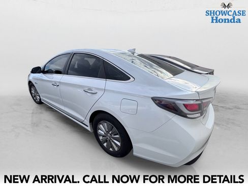Used 2016 Hyundai Sonata SE FWD image 4