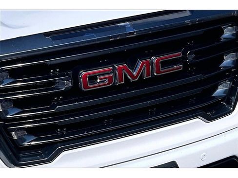 Used 2022 GMC Sierra 1500 AT4 w/ AT4 Premium Package AWD/4WD image 26