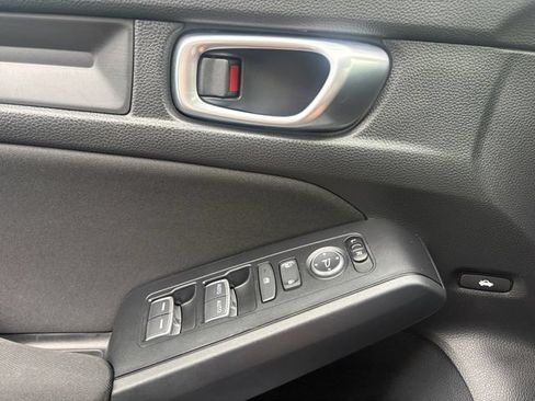 Used 2023 Honda Civic Sport image 17