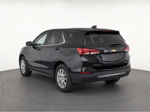 Used 2023 Chevrolet Equinox LT AWD/4WD image 6