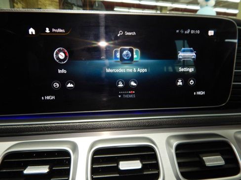 Used 2022 Mercedes-Benz GLE 350 4MATIC w/ AMG Line Exterior image 25