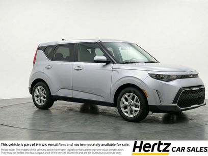 Used 2025 Kia Soul LX w/ LX Technology Package